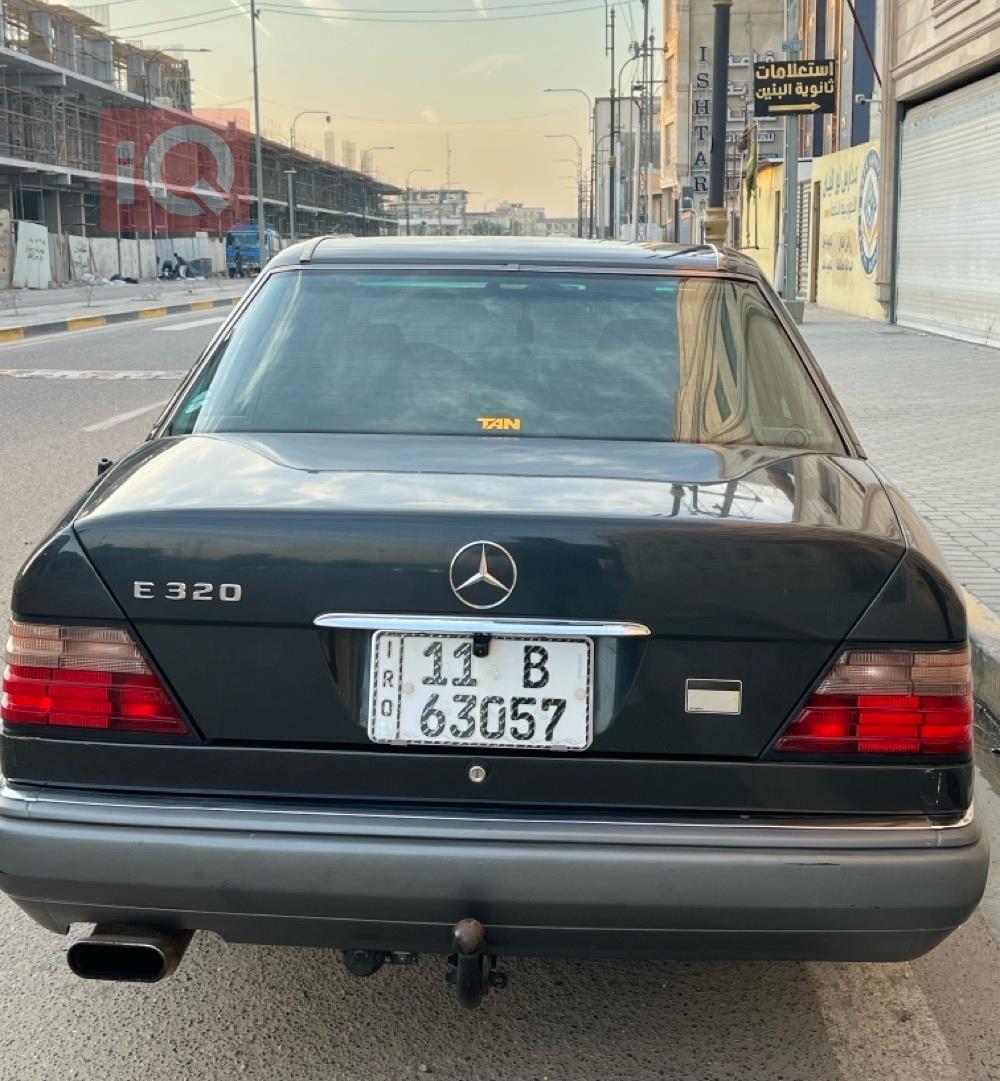 مرسيدس بنز E-Class